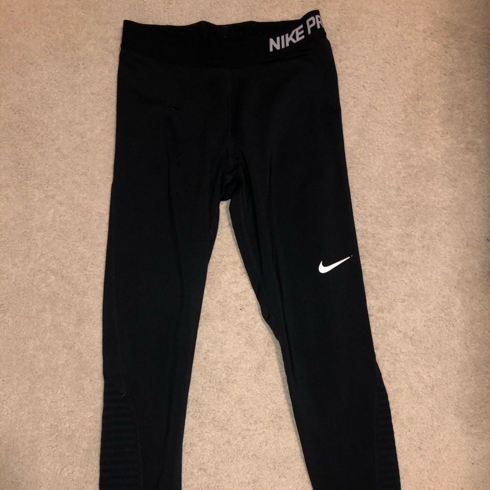 Nike pro leggings size small! Great condition!